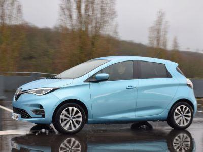 Why were the Renault Zoe and the Dacia Spring crashed to Euro NCAP?