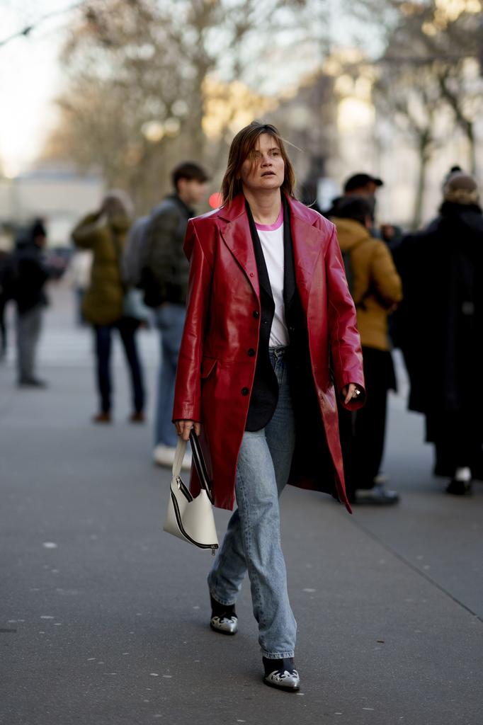 Los mejores (y clásicos) looks de street style en la semana masculina de París