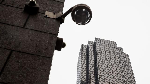 Piratage de caméras de surveillance: quel est le problème et comment s'en protéger? Piratage de caméras de surveillance : comment s'en protéger ?