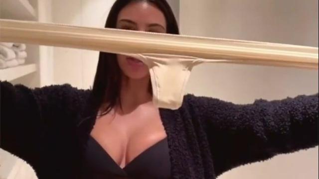 Kim Kardashian revela detalles de su ropa interior: VIDEO 
