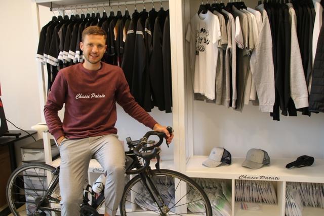 Ce coureur cycliste normand a créé sa propre marque de vêtements baptisée Chasse Patate 