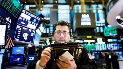 Wall Street abre verde y el Dow Jones sube 0.16 % pendiente de sector energía | El Economista 