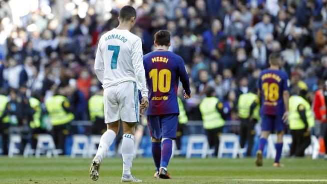 Ronaldo, Messi and the adversary algorithms