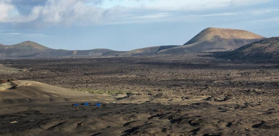 Astronautas de la NASA y la ESA en las islas Canarias: las zonas volcánicas ayudan a preparar las futuras exploraciones de Marte y la Luna 