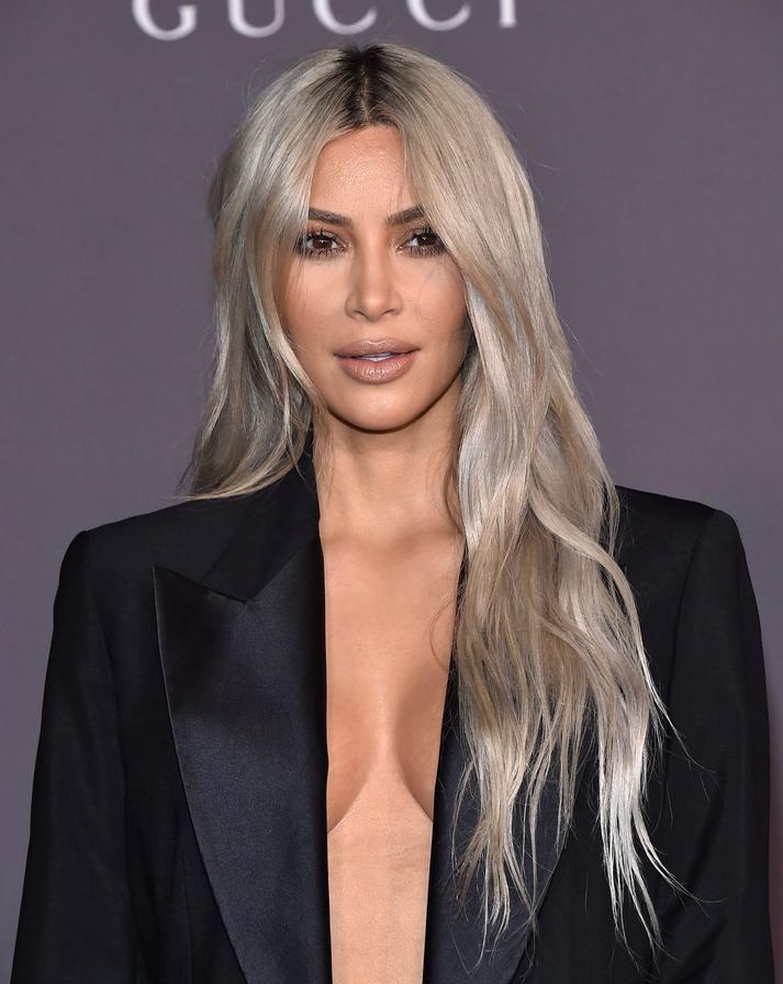 Kim Kardashian je o krok blíž stát se právničkou. Klíčovou zkoušku složila na čtvrtý pokus Kim Kardashian je o krok blíž stát se právničkou. Klíčovou zkoušku složila na čtvrtý pokus