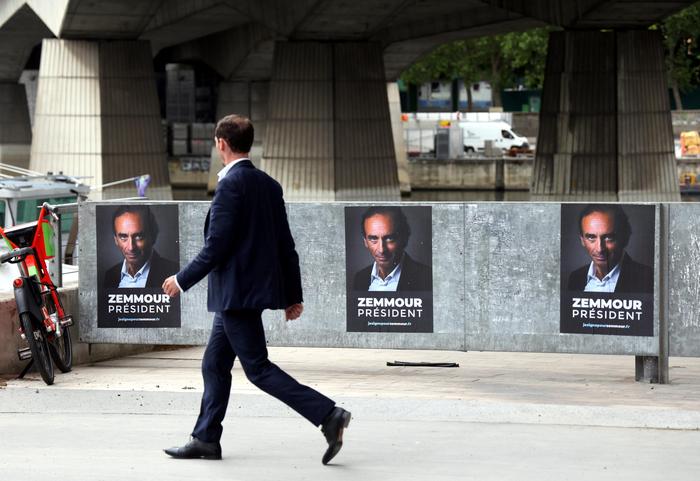 "He can comfort the French": in the minds of Eric Zemmour's supporters