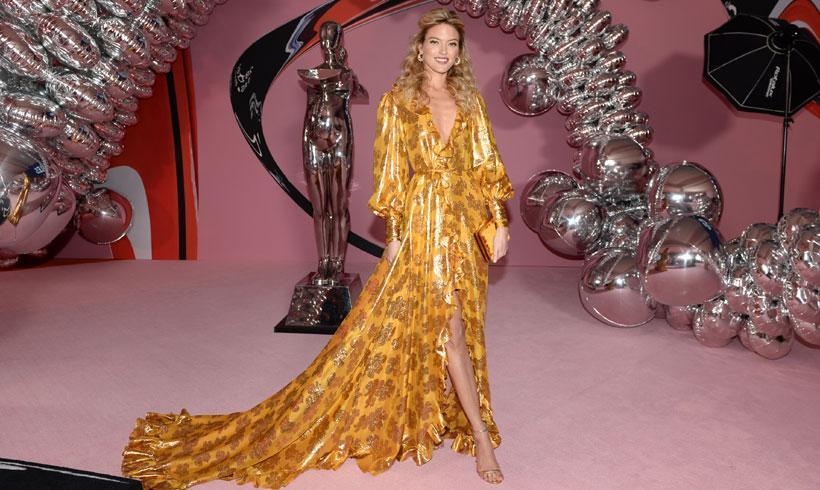 From Jennifer Lopez to the supermodels: the most shocking looks of the 'fashion Oscar'