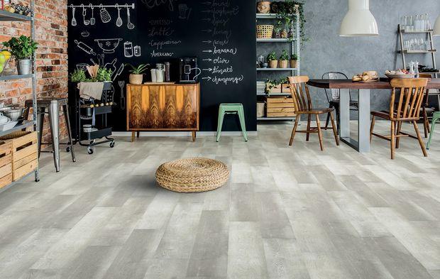 Liberty against noise with two PVC floor collections