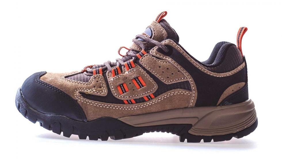 Safetop presents a new line of safety footwear with a sporty look