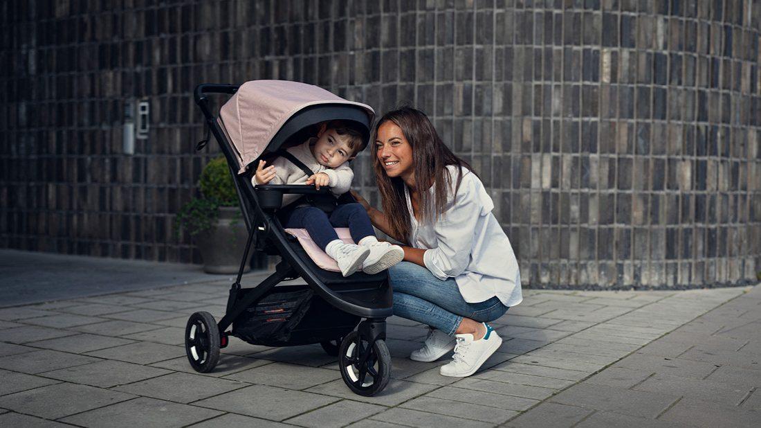 Break off your urban adventures by colored strollers Thule Spring