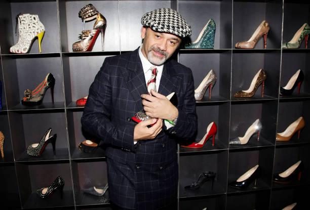 Familia Agnelli compra el 24% de la marca de zapatos de lujo Christian Louboutin por US$ 624 millones 