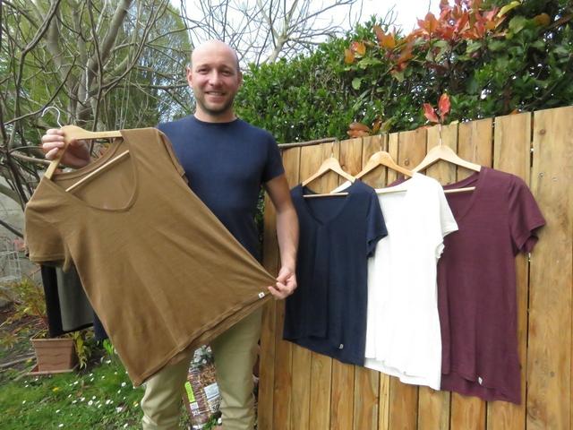 Normandie: une coopérative relance la production de t-shirts en lin