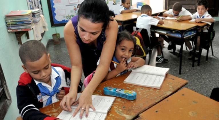 Cuba: La Educación Gratis Cuesta Muy Cara Cuba: La Educación Gratis Cuesta Muy Cara