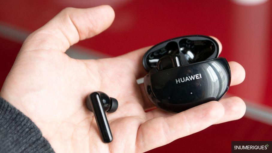 Son haute résolution, réduction de bruit… Avec les FreeBuds 4, Huawei peaufine ses écouteurs True Wireless 