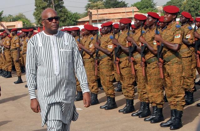 Newsletter LeFaso.net Lutte contre le terrorisme : Le président du Faso reprend du poil de la bête 