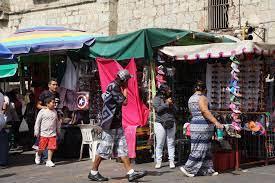 Informalidad crece en Pachuca, comerciantes establecidos piden mejor control 