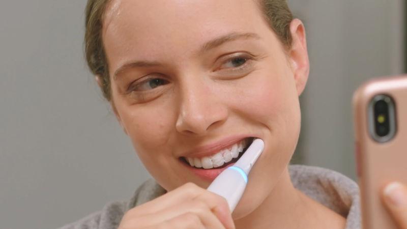 CES 2020: A smart toothbrush recognizes when there is something wrong in your mouth