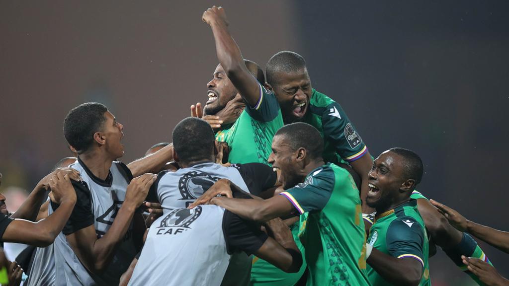 Copa África: Comoras se queda sin arquero y debe atajar un jugador de campo