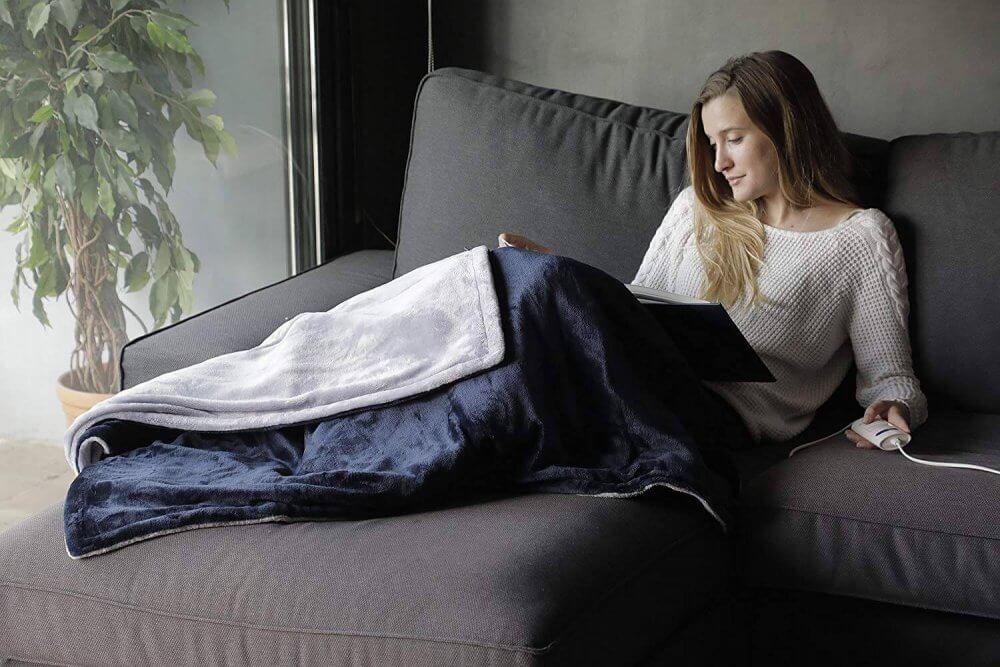 Las mejores mantas eléctricas para el sofá o la cama 