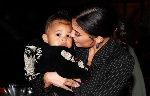 Stormi and his inseparable 3 bags of Prada, Louis Vuitton and more