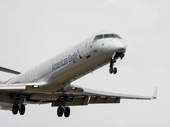 5G cleared for takeoff near more airports, but some regional jets might be grounded 
