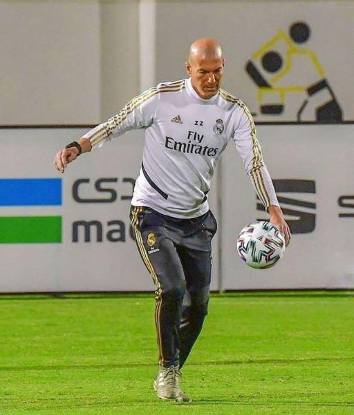 Zidane: "There are times when you have to be there and others when you have to leave for the good of all"