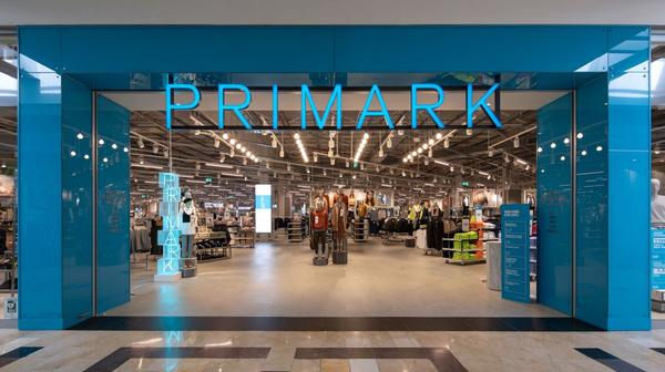 Primark copia a Massimo Dutti con los vestidos para mujer más baratos y elegantes para Nochevieja 