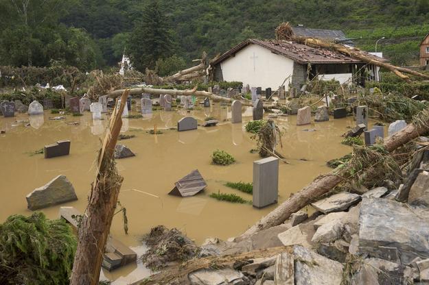 Inondations : le bilan grimpe à 103 morts en Allemagne et au moins 126 en Europe