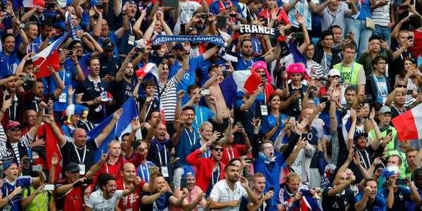 La France est championne du monde ! Vidéos, réactions, émotions revivez la folle nuit des Bleus et de leurs supporters 