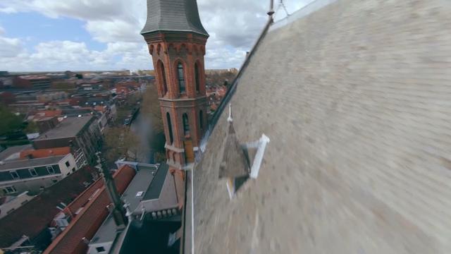 Zo heb je de Gouwekerk nog nooit gezien: drone vliegt op spectaculaire manier over kerk heen