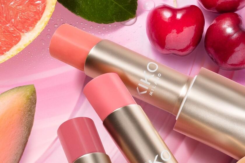 Kiko nos tienta este fin de semana con un 30% de descuento: completamos nuestro neceser con estos 11 productos de maquillaje ideales 