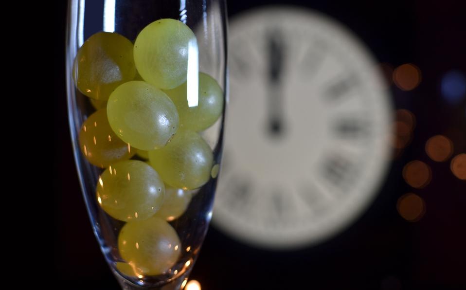 Año Nuevo: conoce el origen y significado del ritual de las 12 uvas a la medianoche