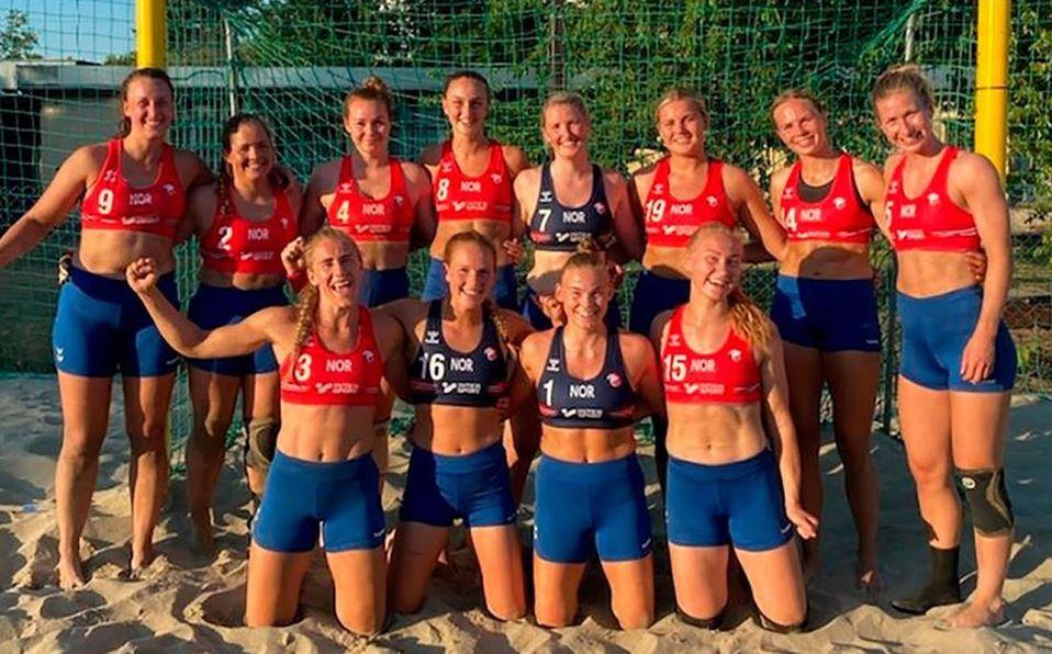 “Degradante o poco práctico”: jugadoras noruegas de balonmano arriesgan multa por incumplir reglamento tras negarse a usar bikini en partido - El Mostrador