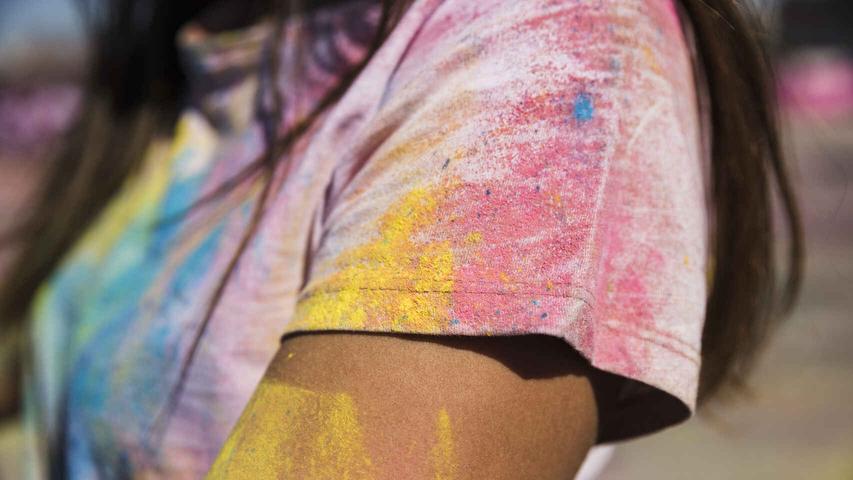 How to remove paint stains on clothes effectively