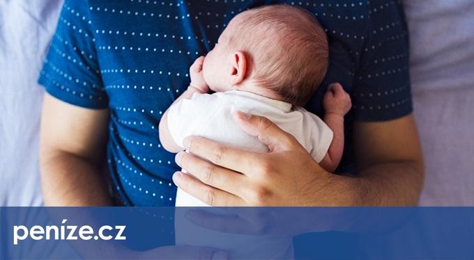 Otcovská dovolená se prodlouží, schválili poslanci | Peníze.cz 
