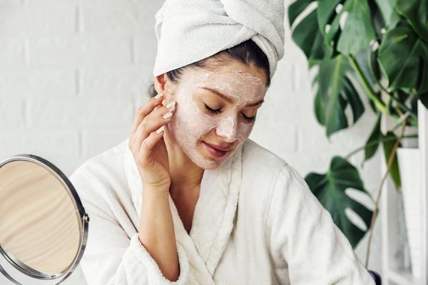 Do you need a facelift? You do not need more than one of these 3 homemade masks
