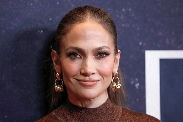 This is the night routine with which Jennifer Lopez maintains her radiant skin at 52