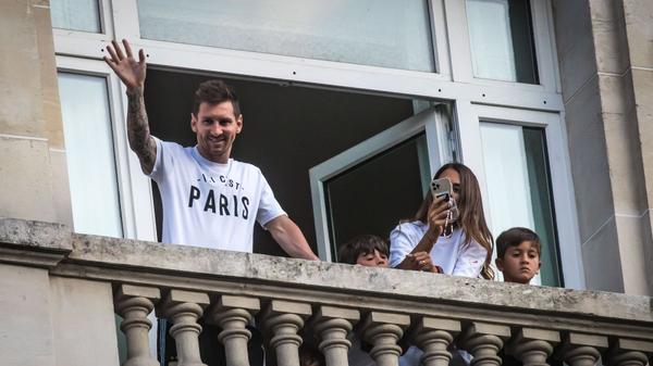 As.com Messi ficha por el PSG: presentación en París hoy, sueldo y última hora, en directo