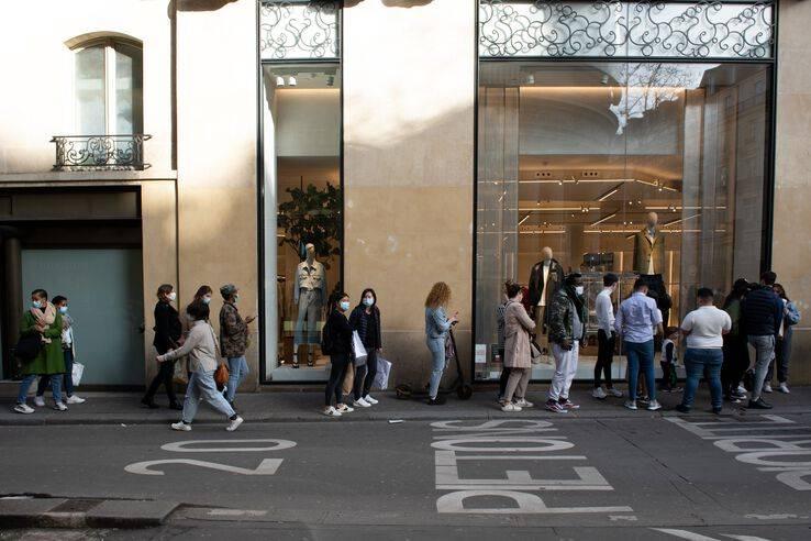 Deconstation in Paris: "We came on purpose from Corsica" ... Return customers for the reopening of department stores
