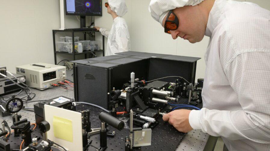 NTU Singapour lance Quantum Science and Engineering Center pour développer des technologies de puces basées sur quantum