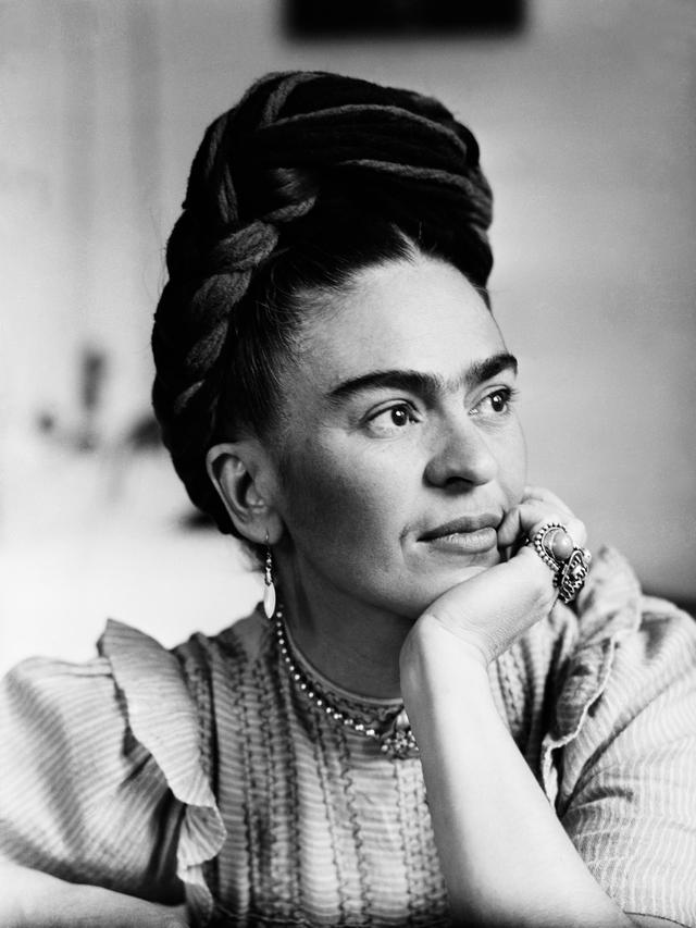 La trágica historia de Frida Kahlo: un cuerpo destrozado que la torturaba y las infidelidades de su esposo, amante hasta de su hermana 