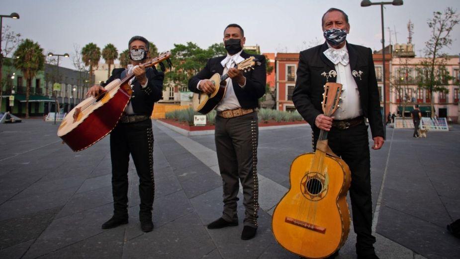 Son su herramienta de trabajo, pero ¿Cuánto cuesta un traje de mariachi?