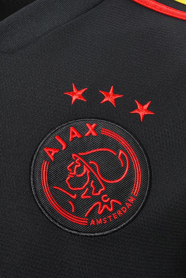 The exotic Ajax shirt in tribute to Bob Marley who was vetoed by UEFA