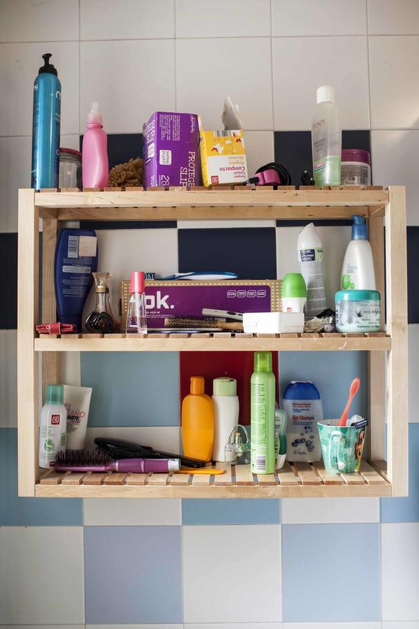 cleaning and storing beauty products