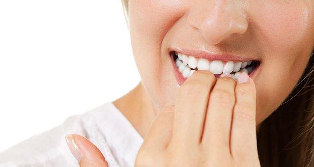 12 bad habits that damage your teeth l 'title=