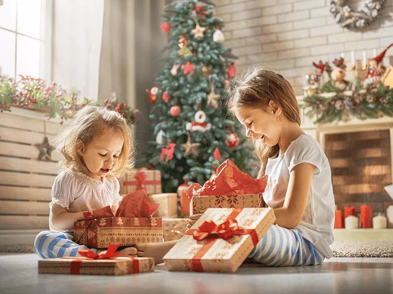 Consejos de expertos para no volvernos locos con los regalos de Papá Noel y los Reyes Magos