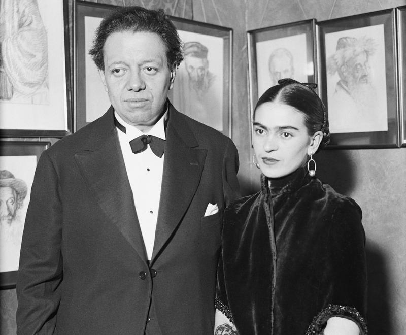 Disparos, amantes y la primera de muchas humillaciones: la boda de Diego Rivera y Frida Kahlo