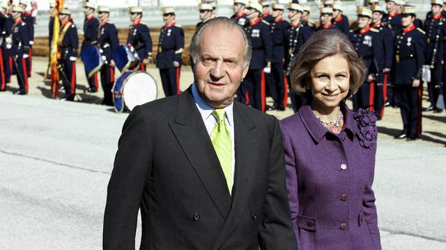 EXCLUSIF. Comment l'ancien roi d'Espagne Juan Carlos vit son exil : les extraits du livre de Laurence Debray 