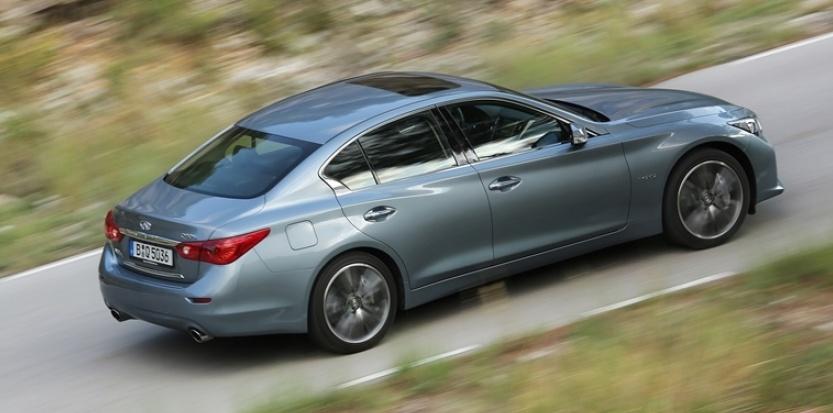 L'Infiniti Q50 joue les pionnières - Challenges