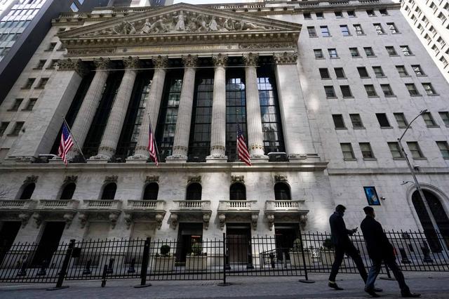 La Bourse de New York ouvre fortement dans le rouge, morose après un revers pour Joe Biden au Congrès